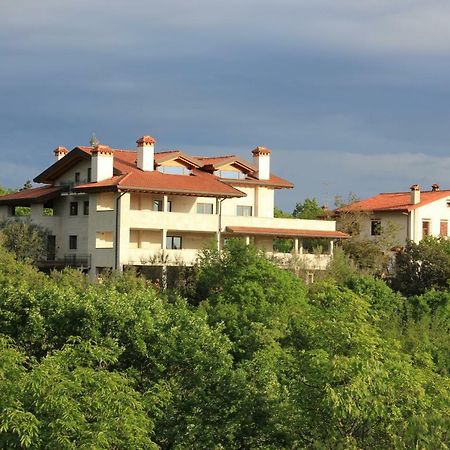 Residence Oliveto Mare Carso Sistiana Kültér fotó