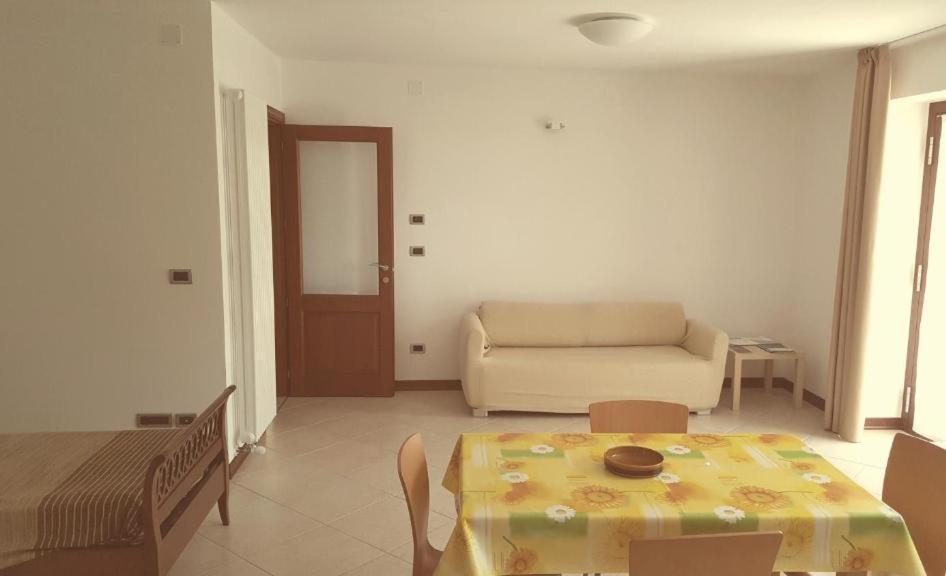 Residence Oliveto Mare Carso Sistiana Kültér fotó