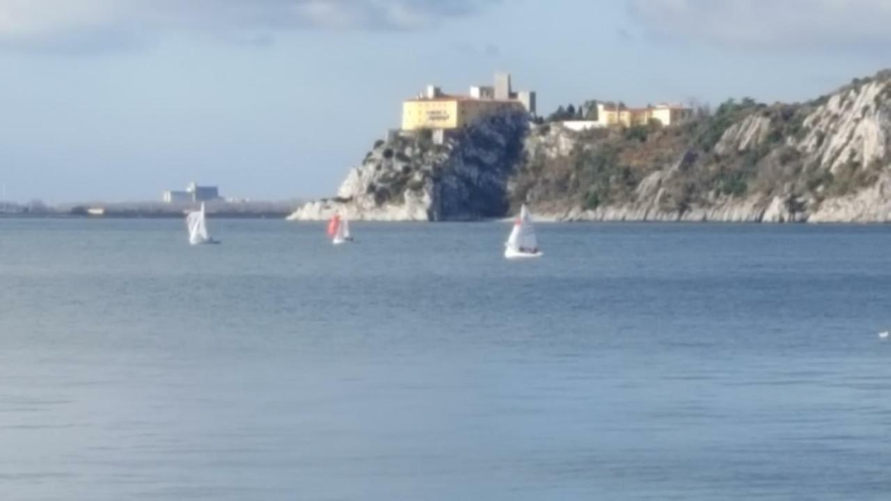 Residence Oliveto Mare Carso Sistiana Kültér fotó